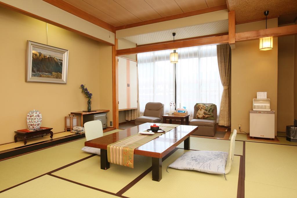 Kinugawa Kokusai Hotel Nikkō Extérieur photo